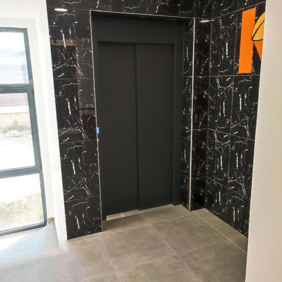 Center Firefly Gardens Apartment Újvidék Kültér fotó